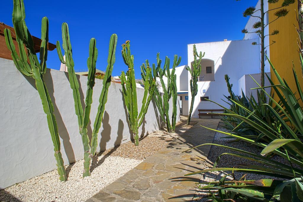 Hostal Dona Lola Marina Zahara de los Atunes Εξωτερικό φωτογραφία
